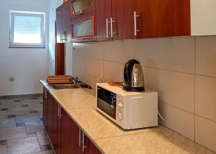 Stunning Apartment In Vir With Wifi * Vir
